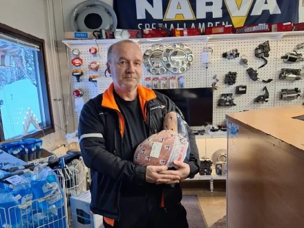 juha huutonen kinkkuarvonnan voittaja vk