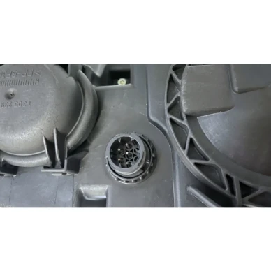 0301081119 ETULYHTY MERCEDES ACTROS VILKULLA VASEN 2 kuva